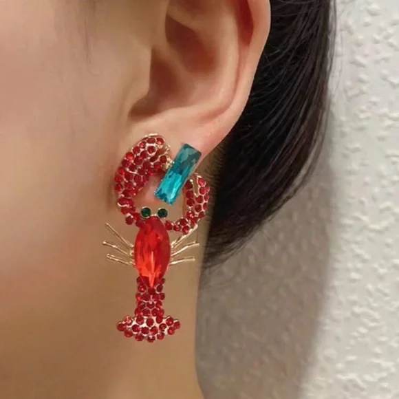 Red and Blue Lobster Earrings never worn - Picture 4 of 7